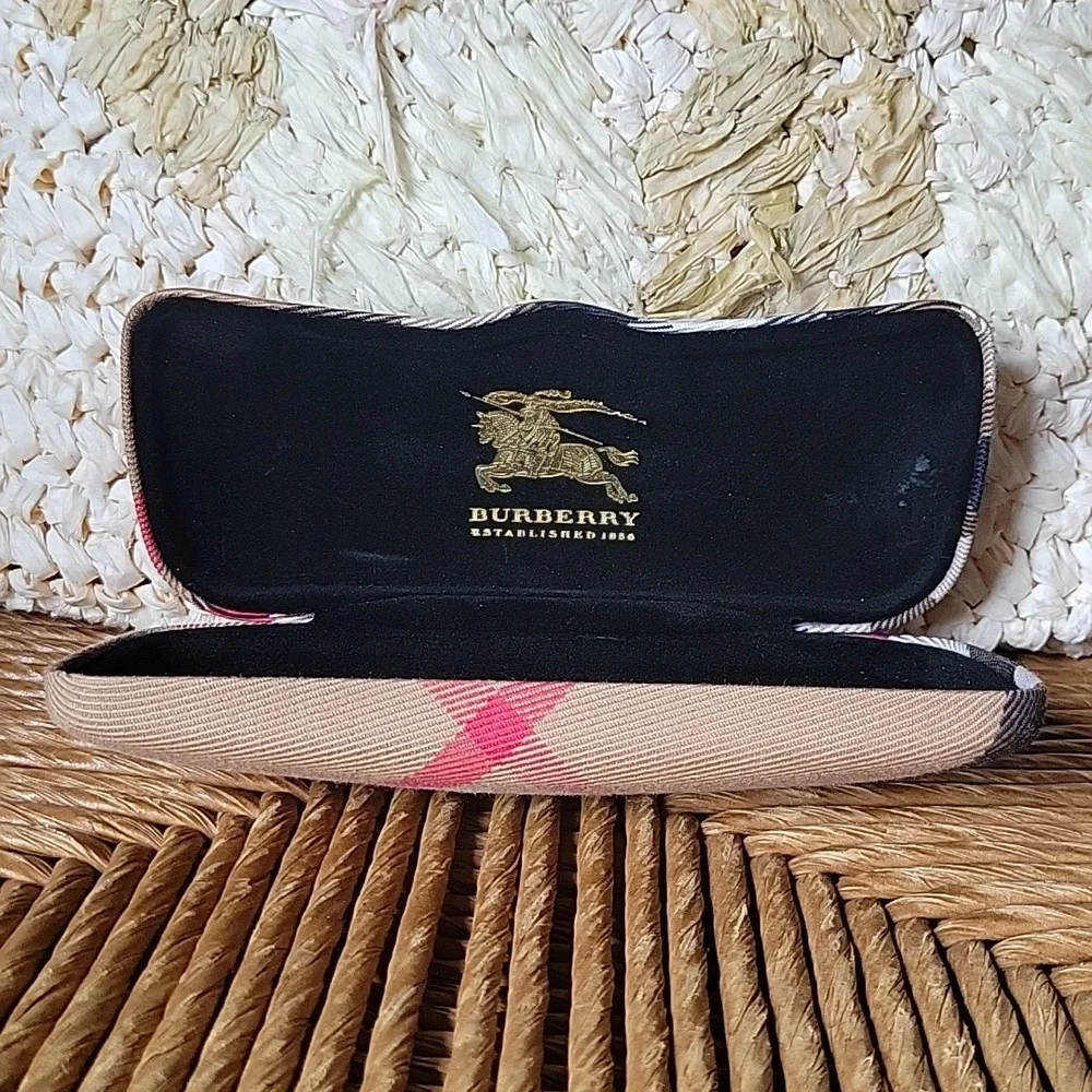 Burberry hard eyeglass/sunglass case